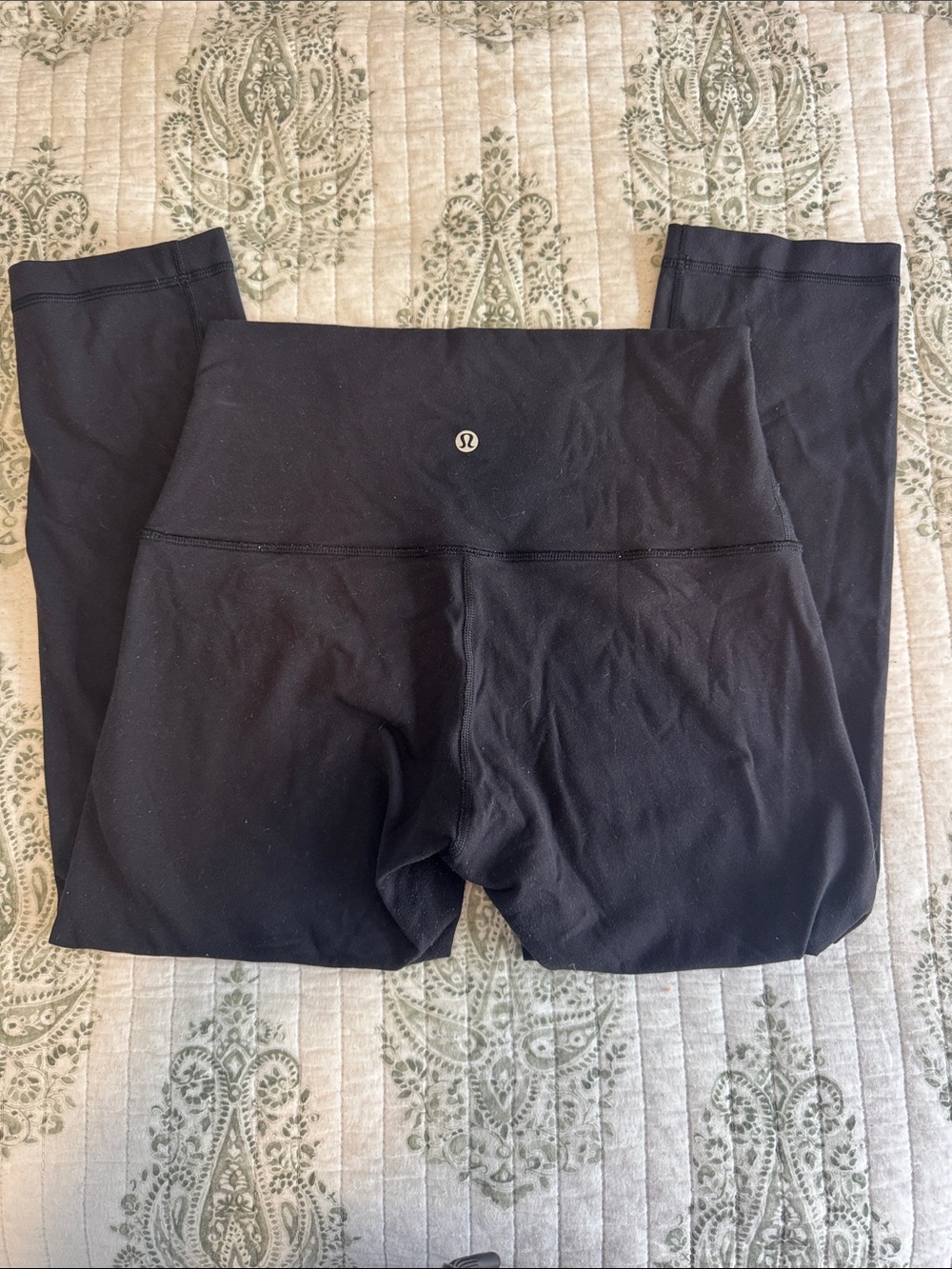Lululemon Crop leggings size 8